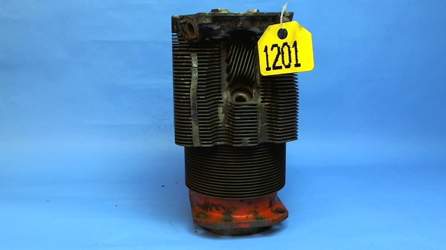 LW-12995 Lycoming - Angle Valve Cylinder